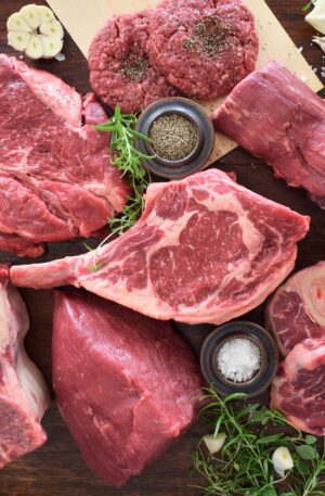 Kokonainen paloiteltu nauta 17,00 €/kg