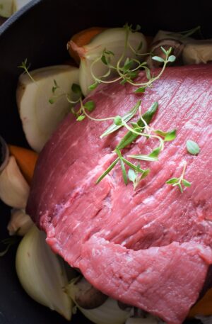 Kokonainen raakapaloiteltu nauta 12,00 €/kg