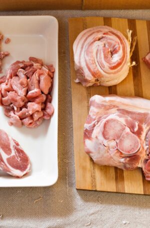 Puolikas raakapaloiteltu possu 9,90 €/kg